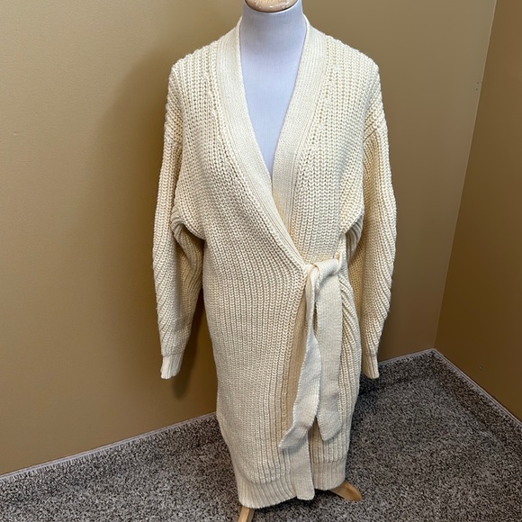 Zara Sweaters - ⛵️ NWT Zara Chunky Knit Long Tie Front Oversized Cardigan Sweater